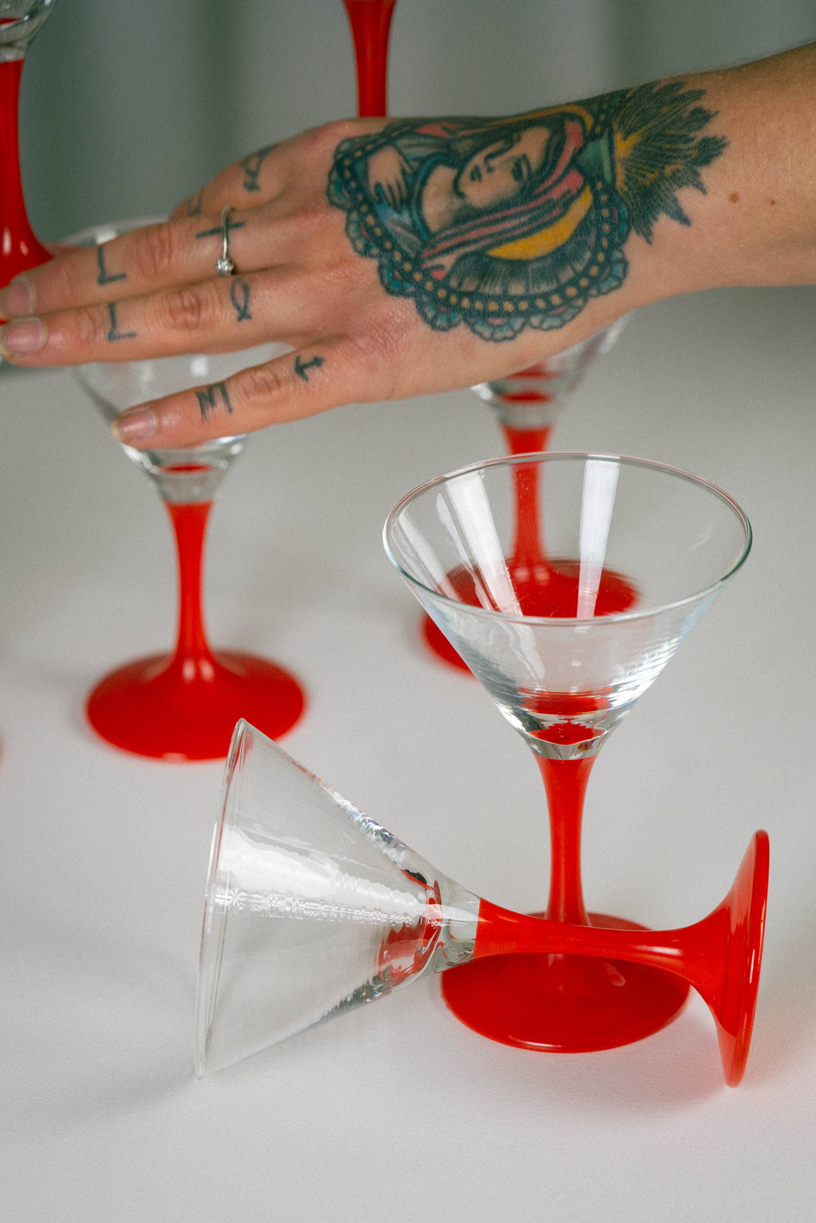 Set of 8 vintage cocktail glasses