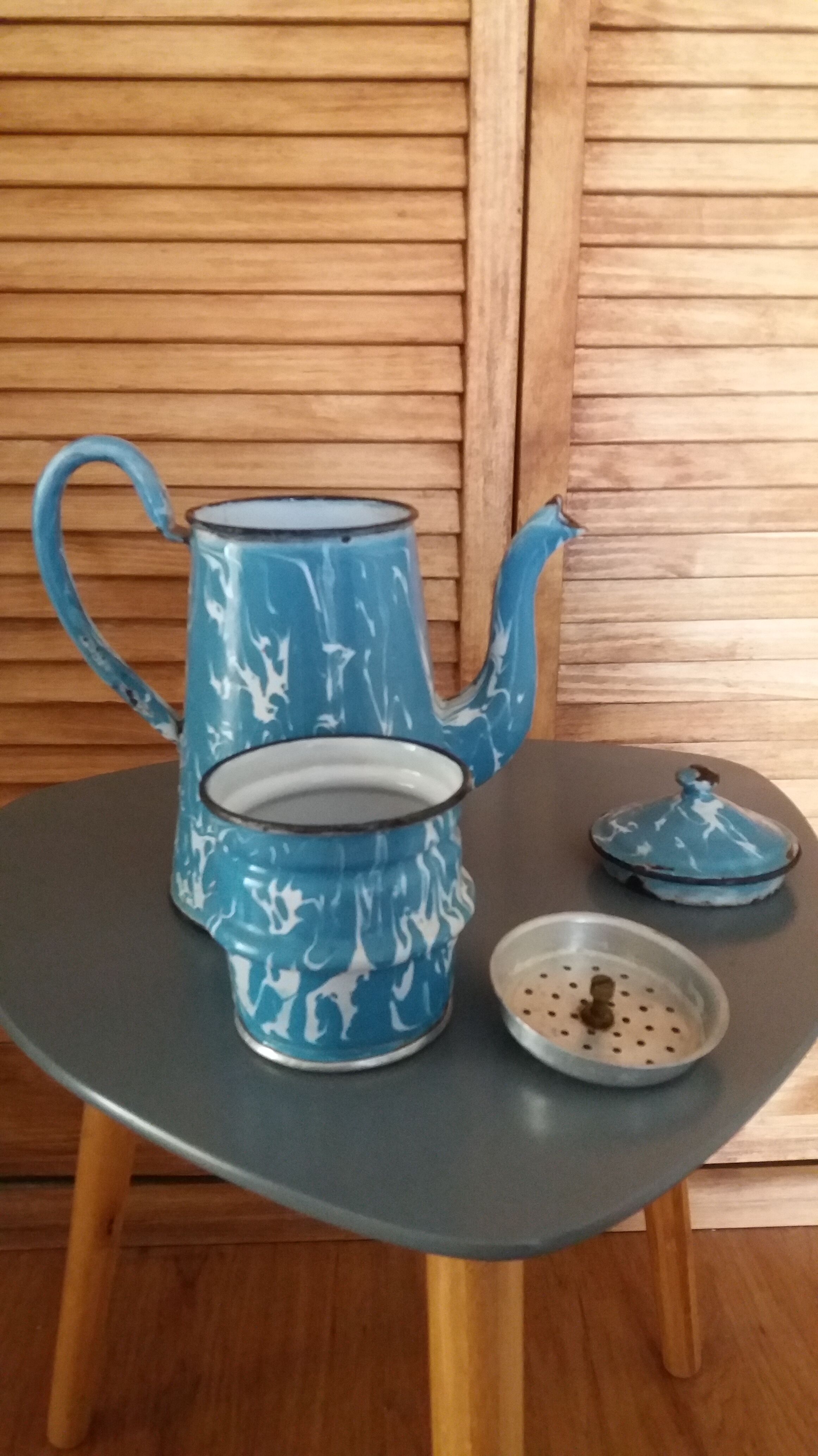 Enamelled coffee maker year 50