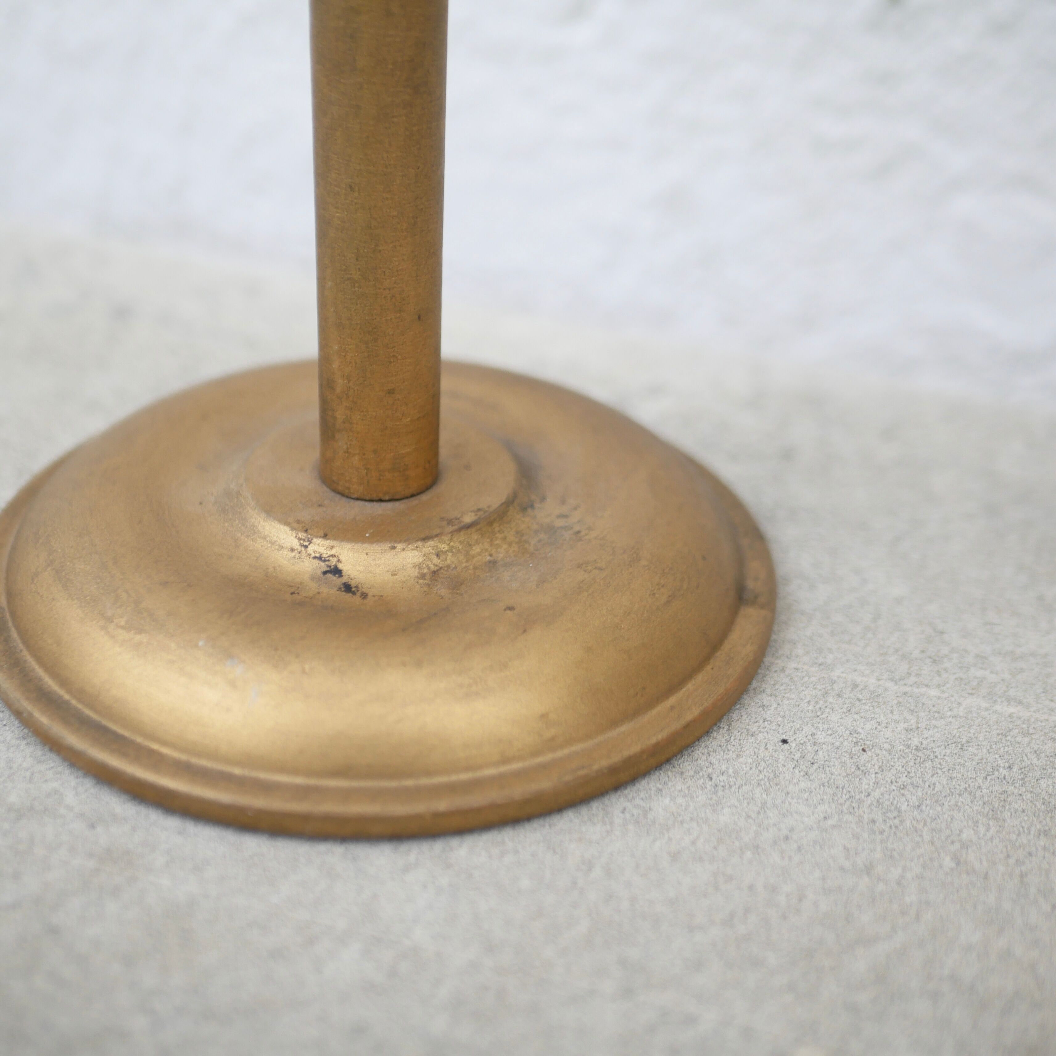 Antique hat holder