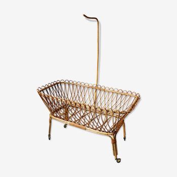 Vintage ratine cradle