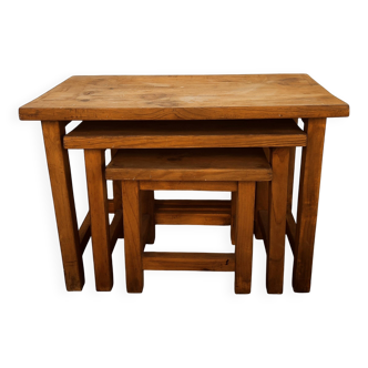 Solid pine nesting tables