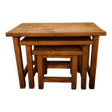 Tables gigognes en pin massif