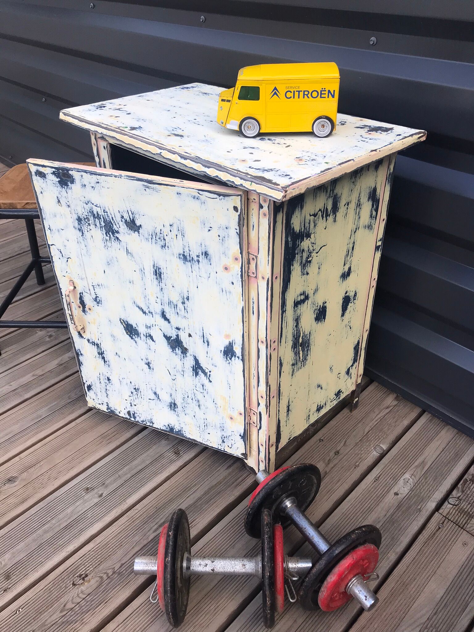 Metal workshop furniture