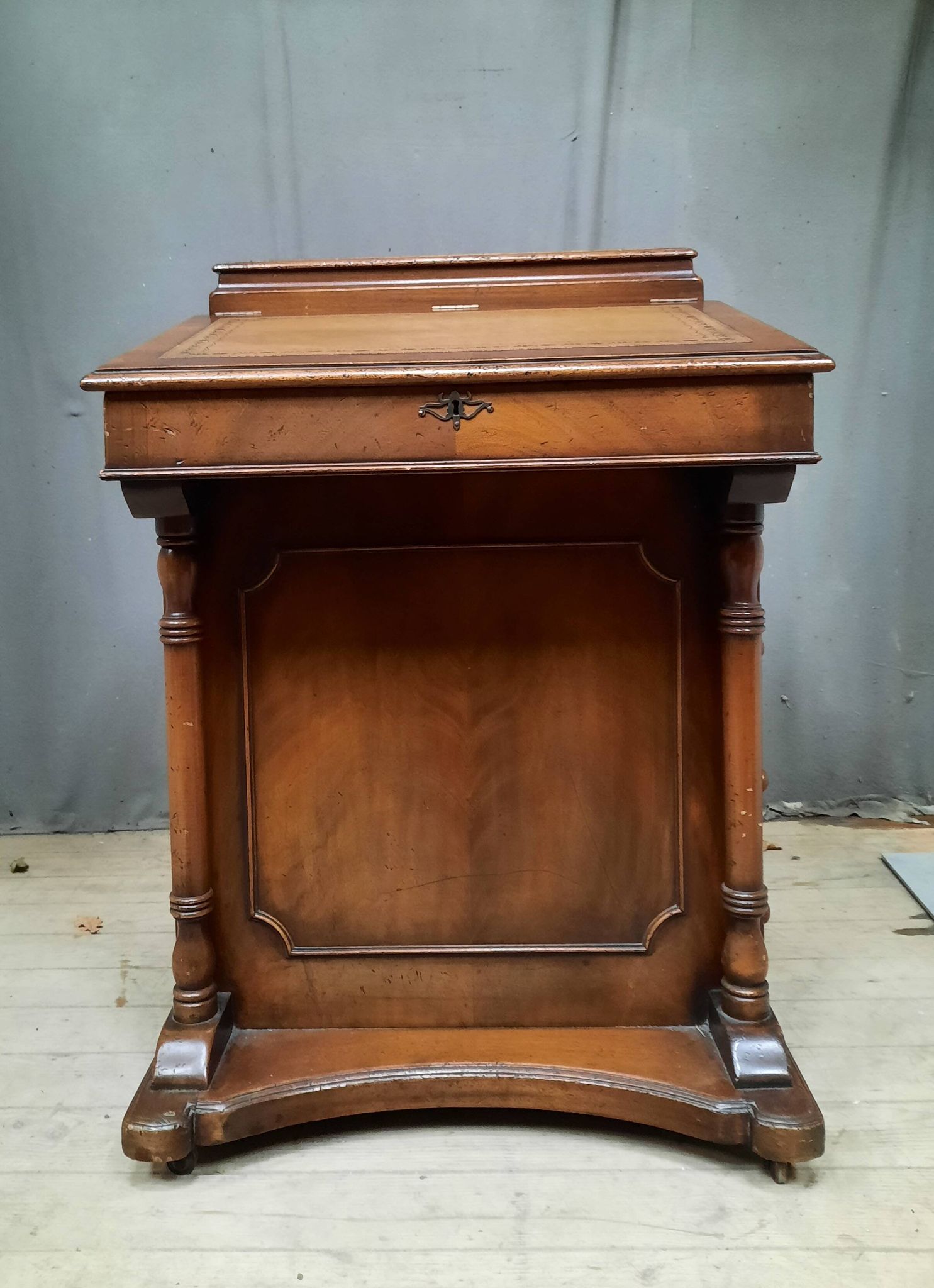 Deavenport Mahogany Desk