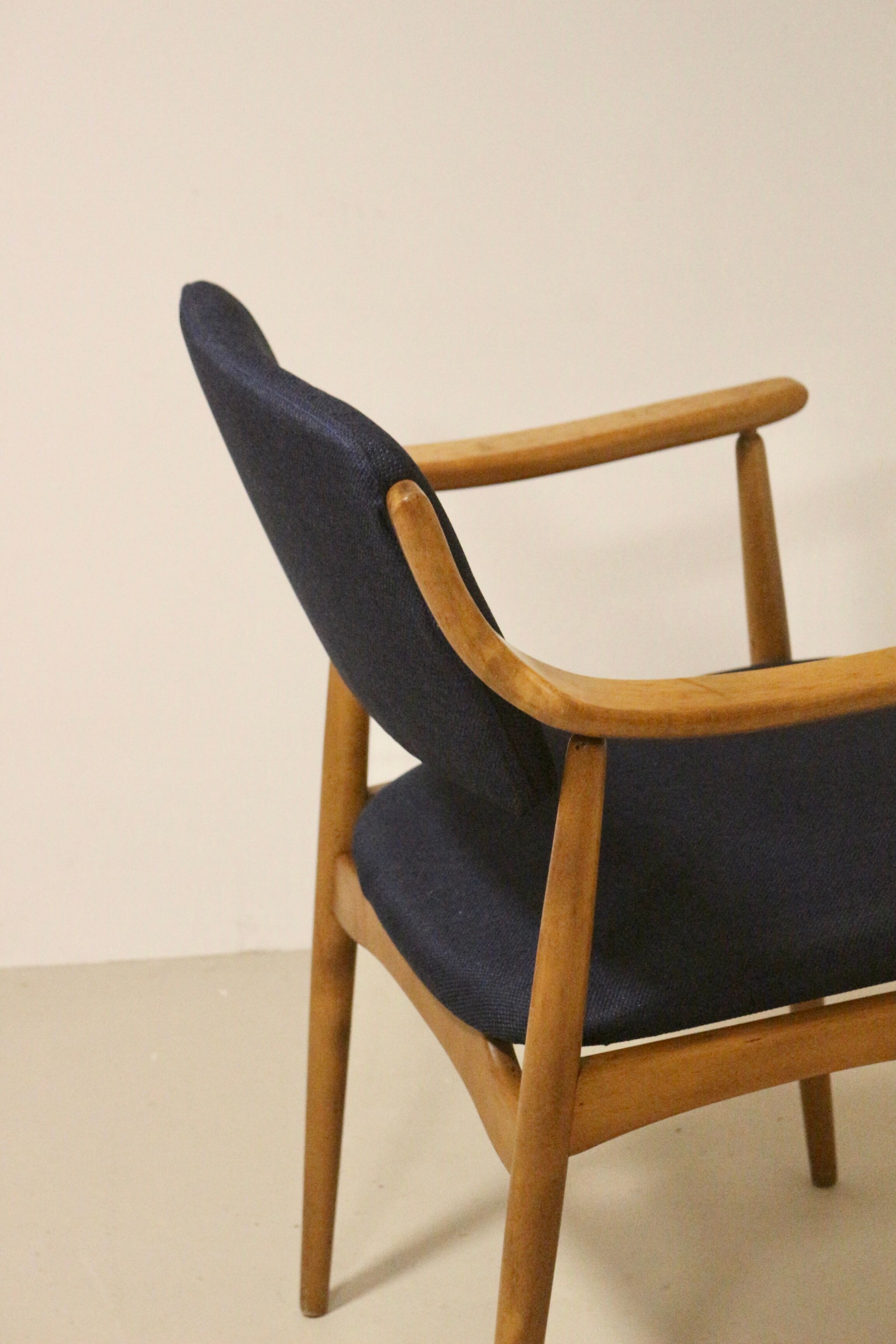 Scandinavian chair 1960 curved armrests