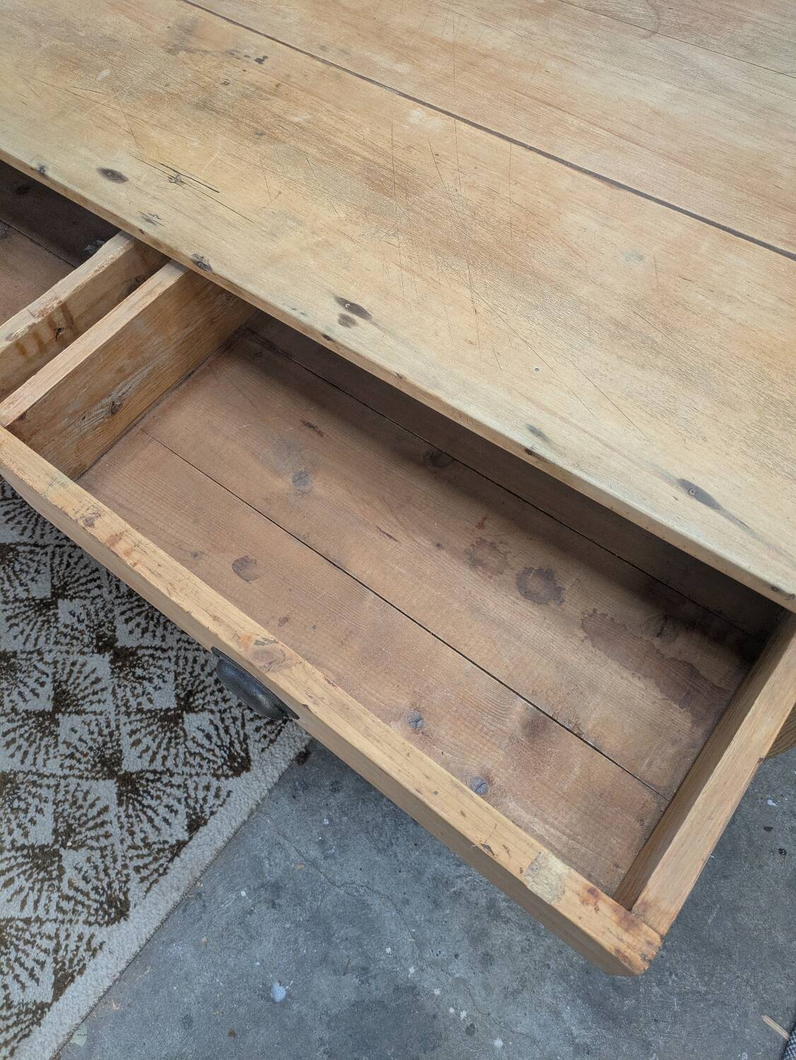 Farmhouse table