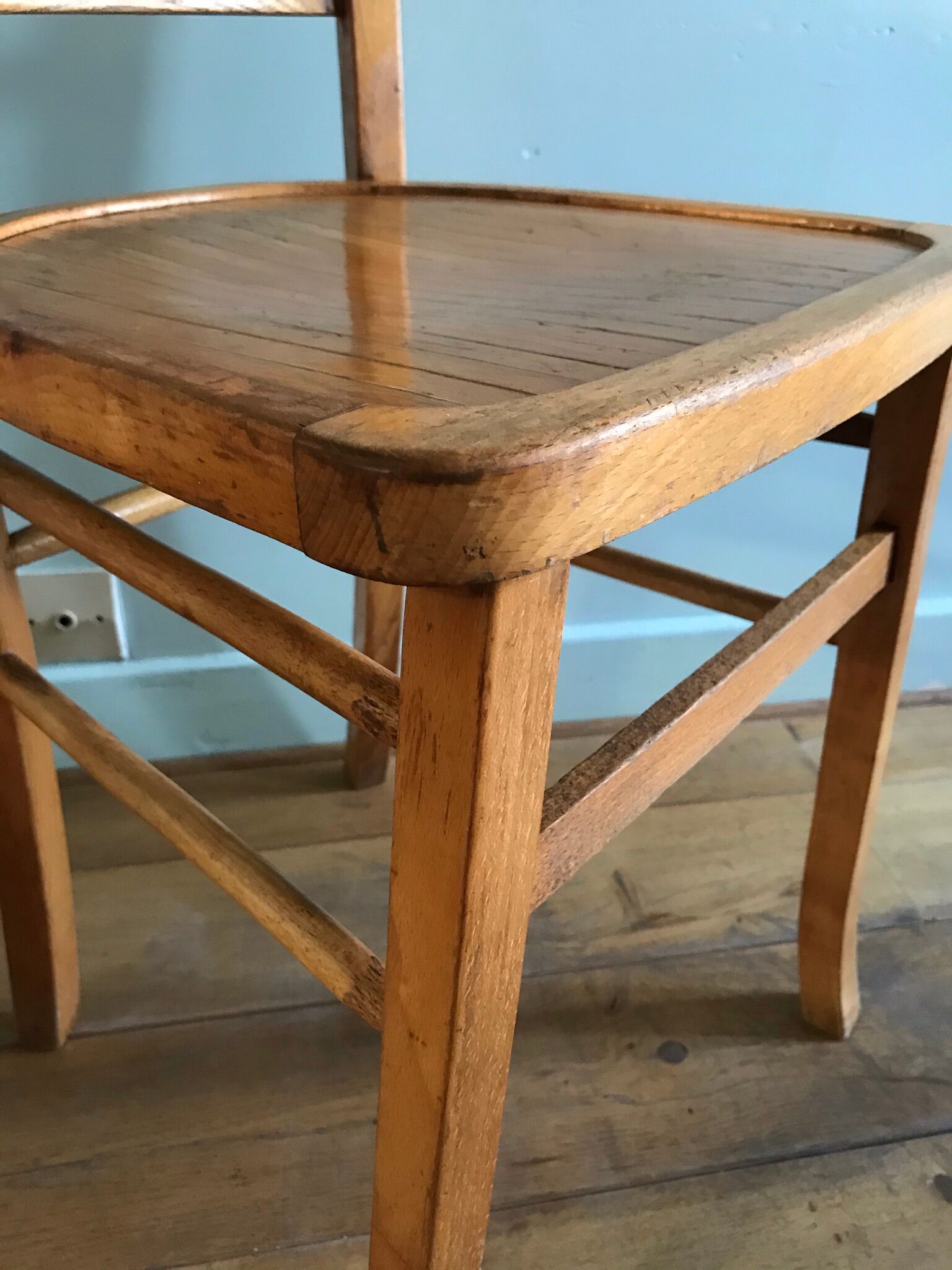 Vintage bistro chairs in natural wood marked luterma