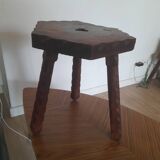 Tabouret en bois brutaliste