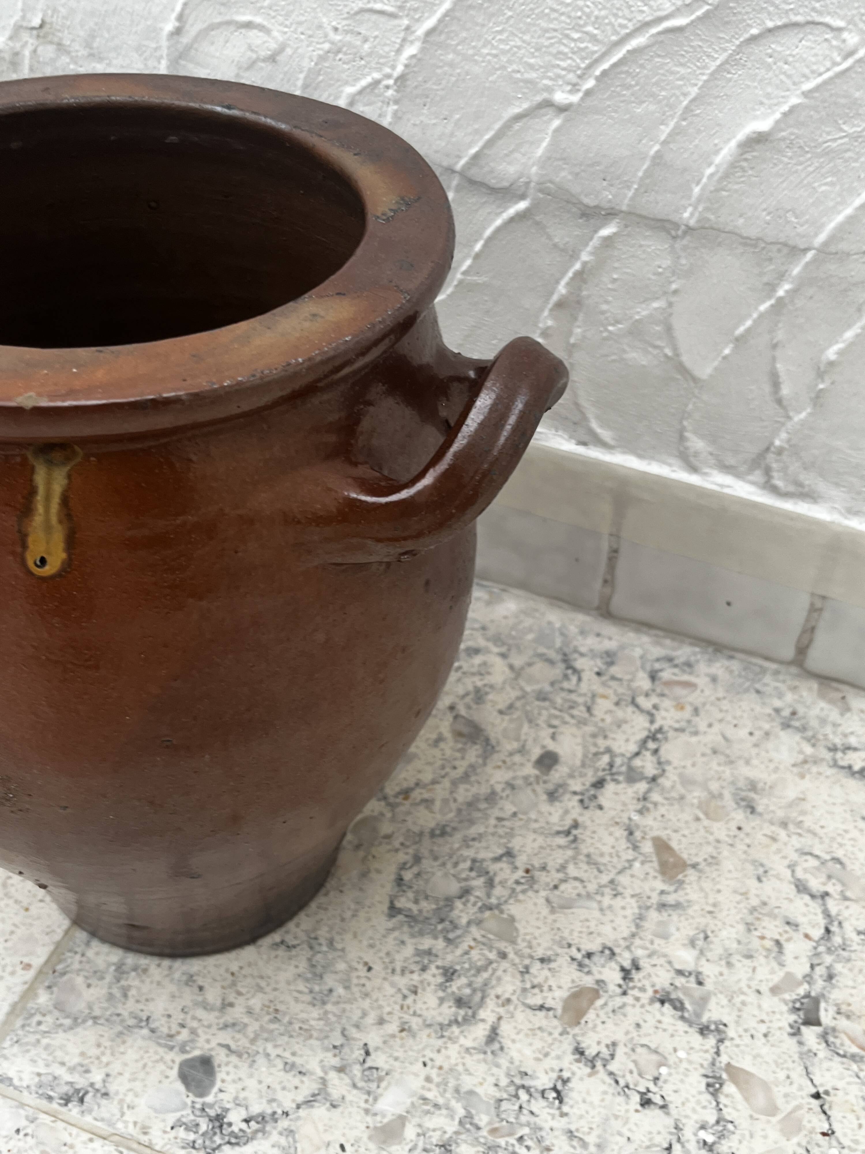 Terracotta basin