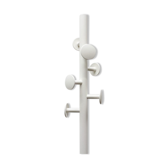 White metal coat rack