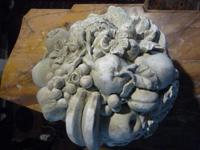 Fruit cup solid plaster