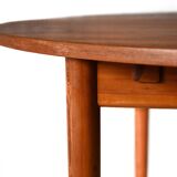 Malta round table by Nils Jonsson
