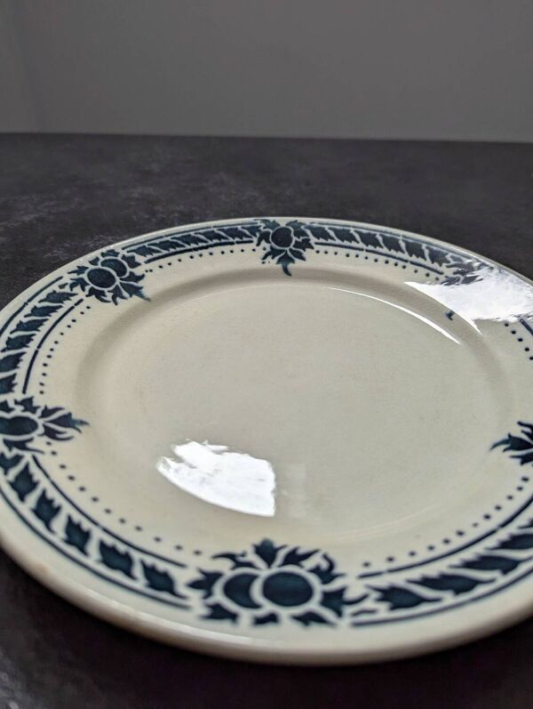 Lot 10 assiettes plates anciennes Badonviller modèle Jeanne