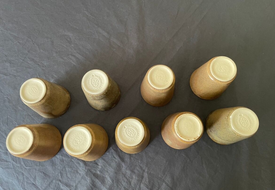 Digoin sandstone cups