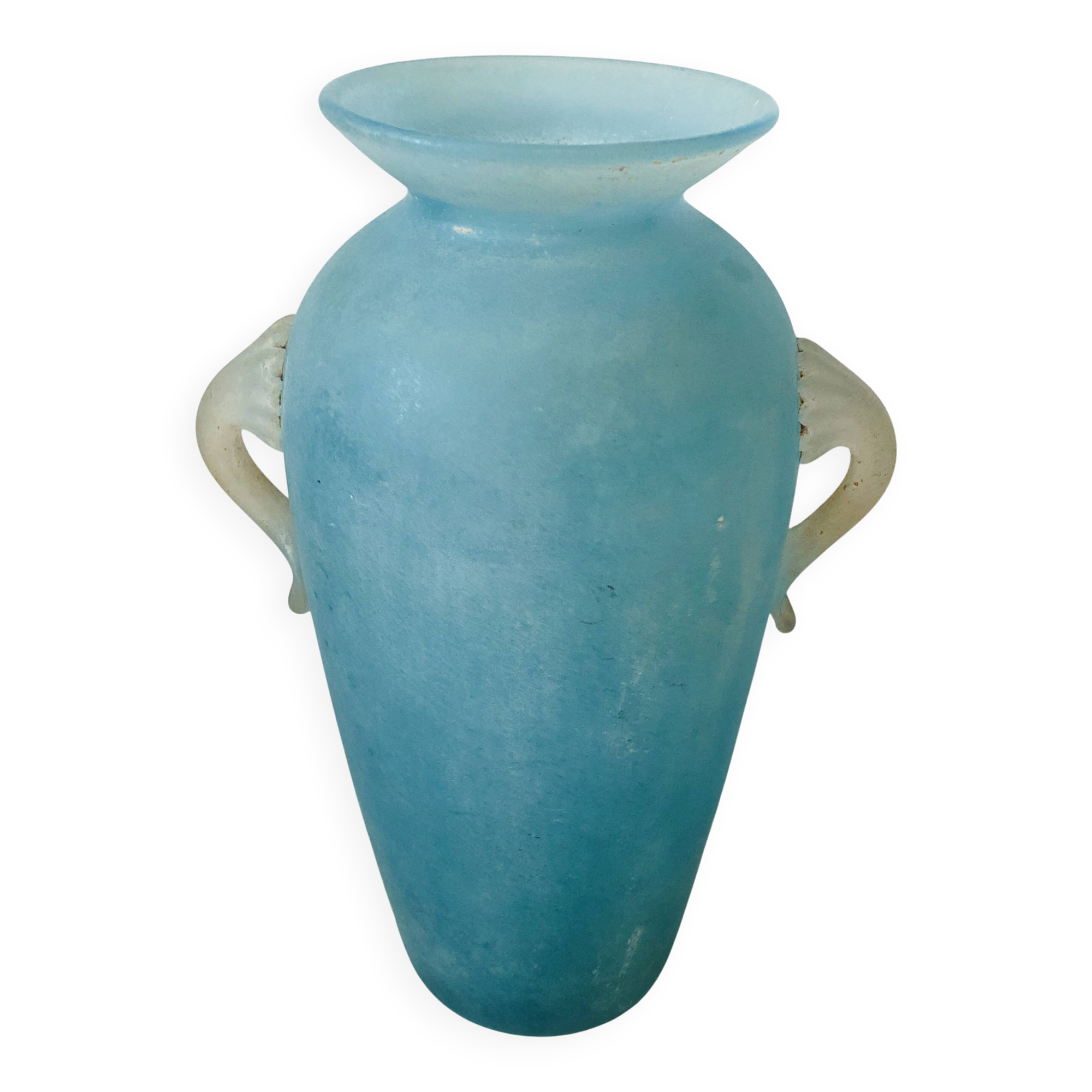 Amphora vase