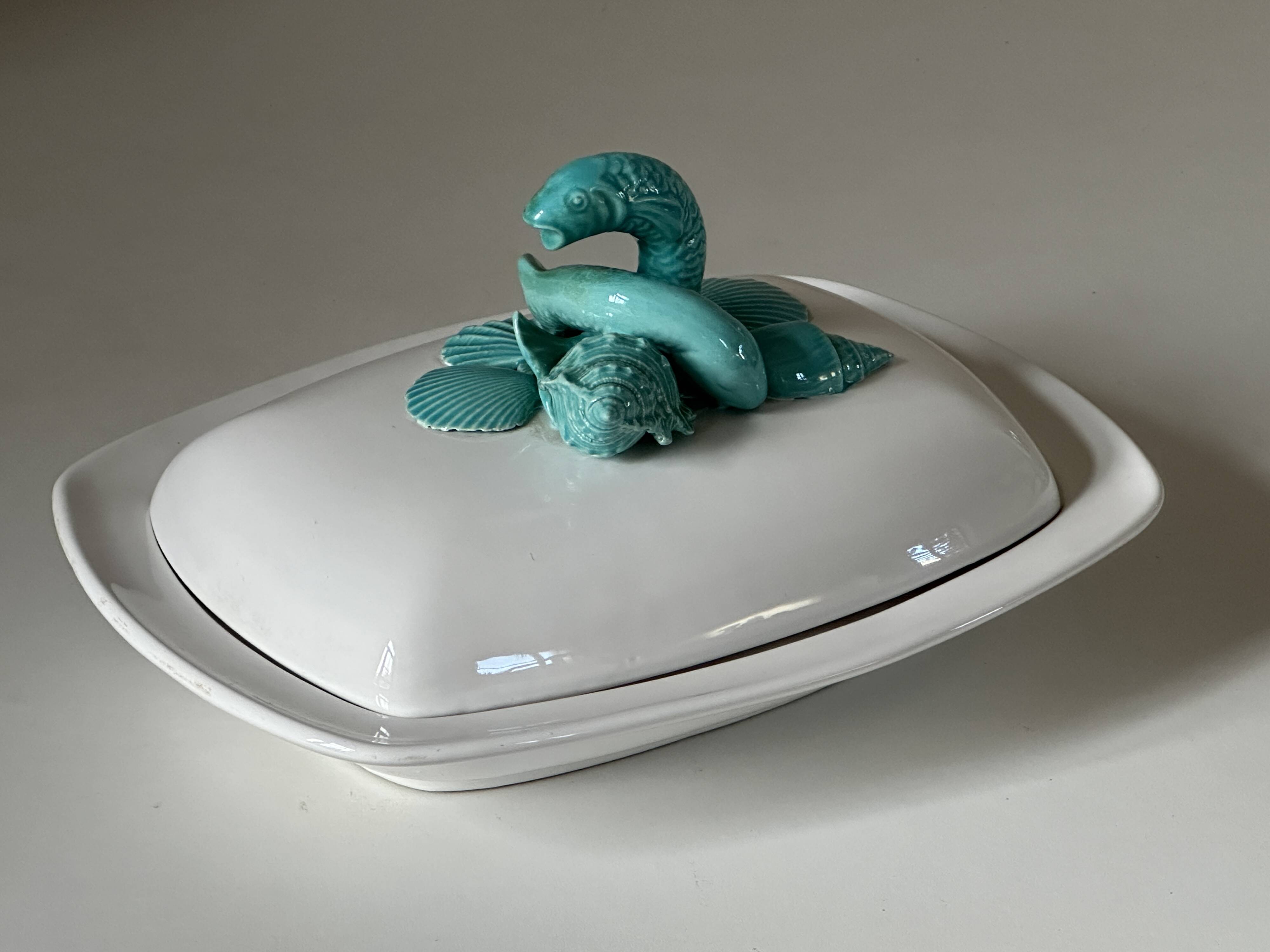 Vintage signed fish dish from the 60s and 70s