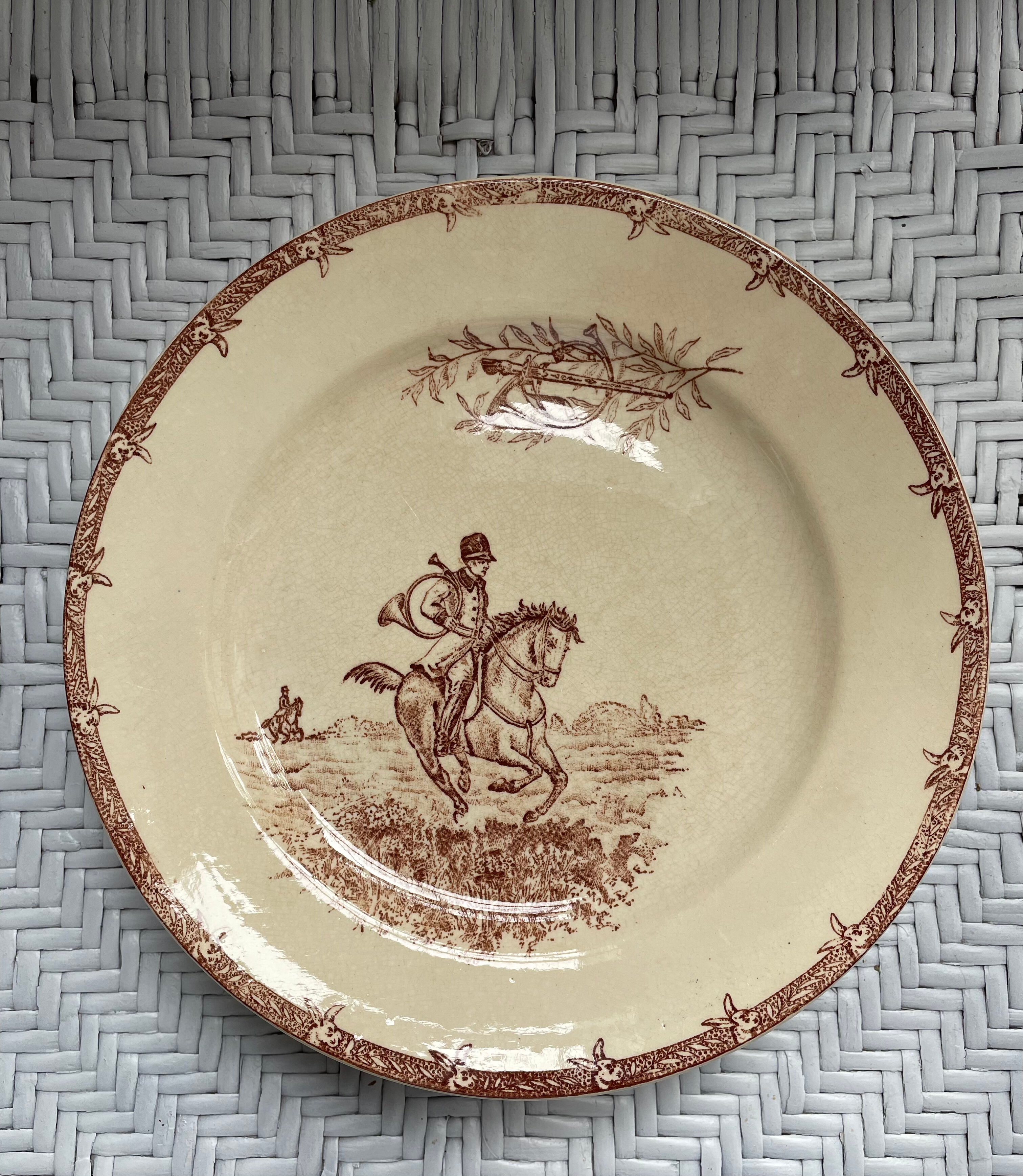 Flat plates iron earth hunting scene vieillard