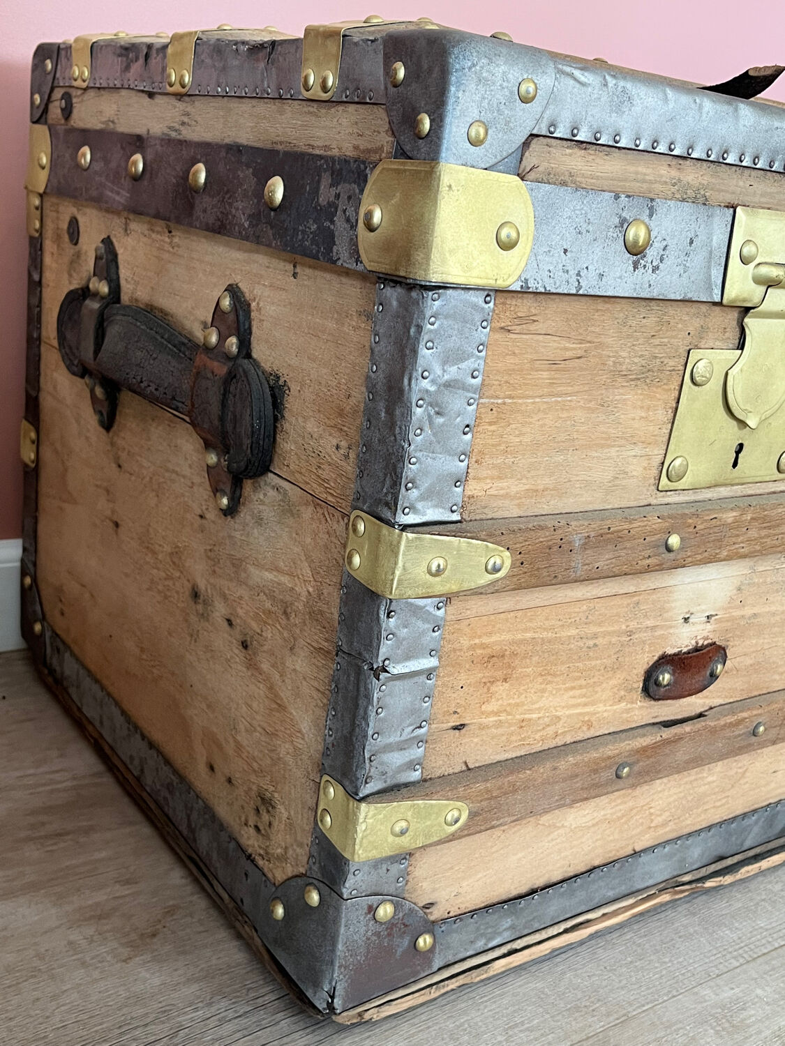 Wooden trunk