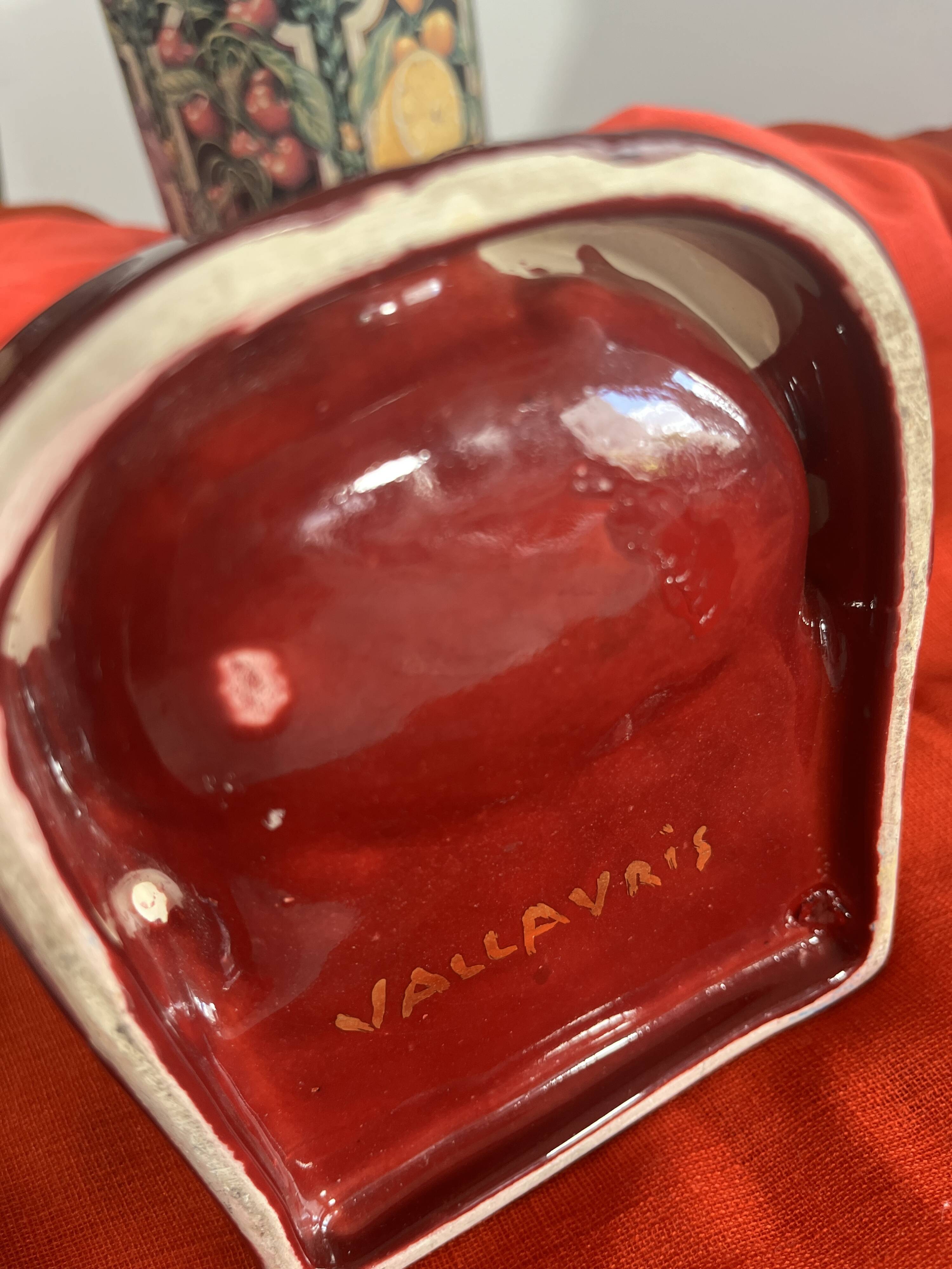 Vallauris burgundy collection ashtray
