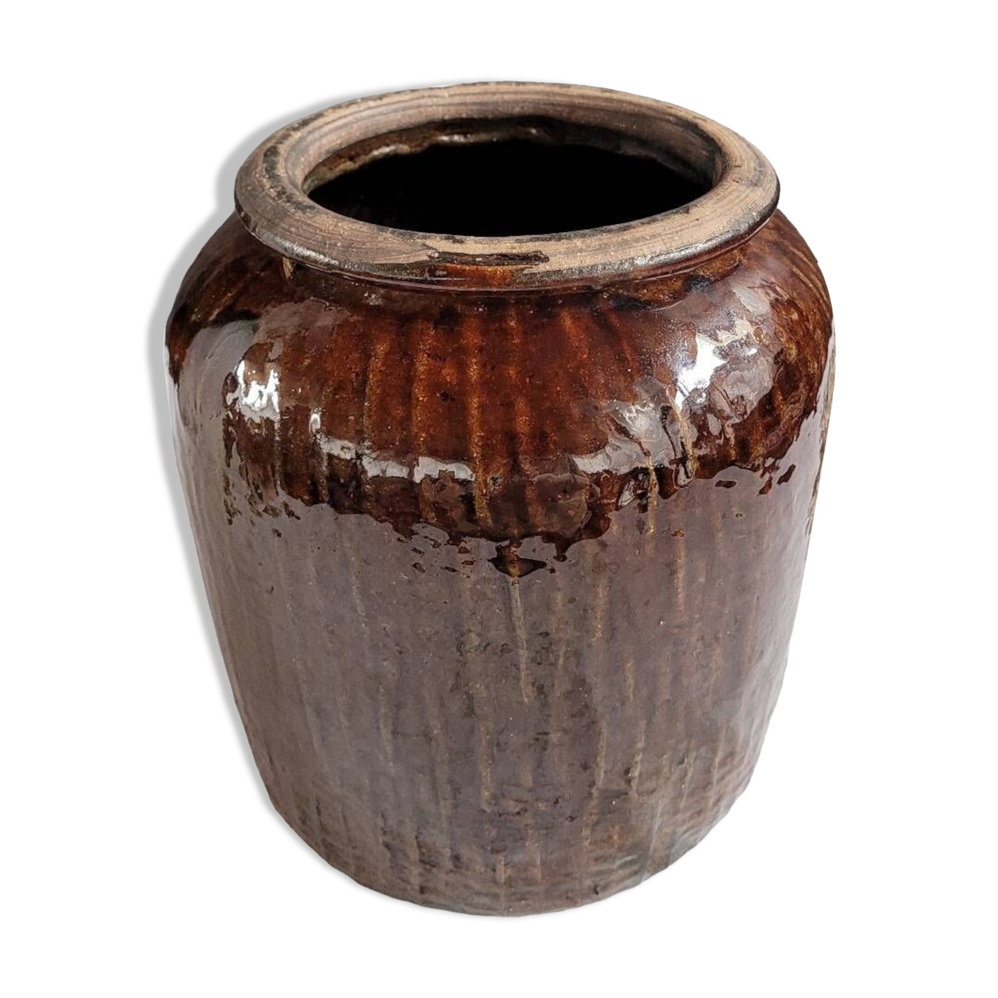 Ceramic pot