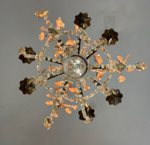 Lustre cage en bronze garni de pampilles de cristal, vers 1880