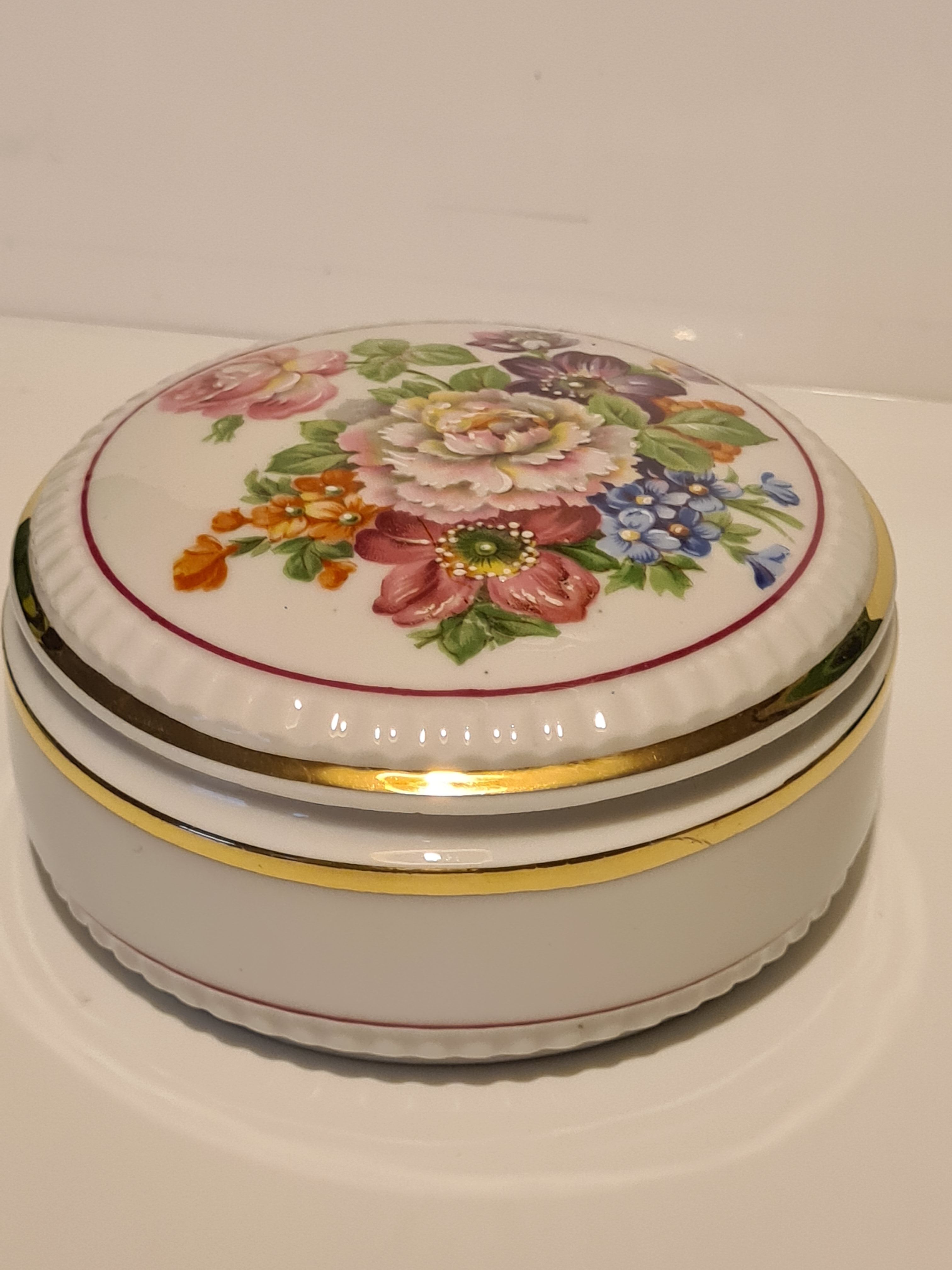 Candy porcelain Ribes Limoges floral decoration