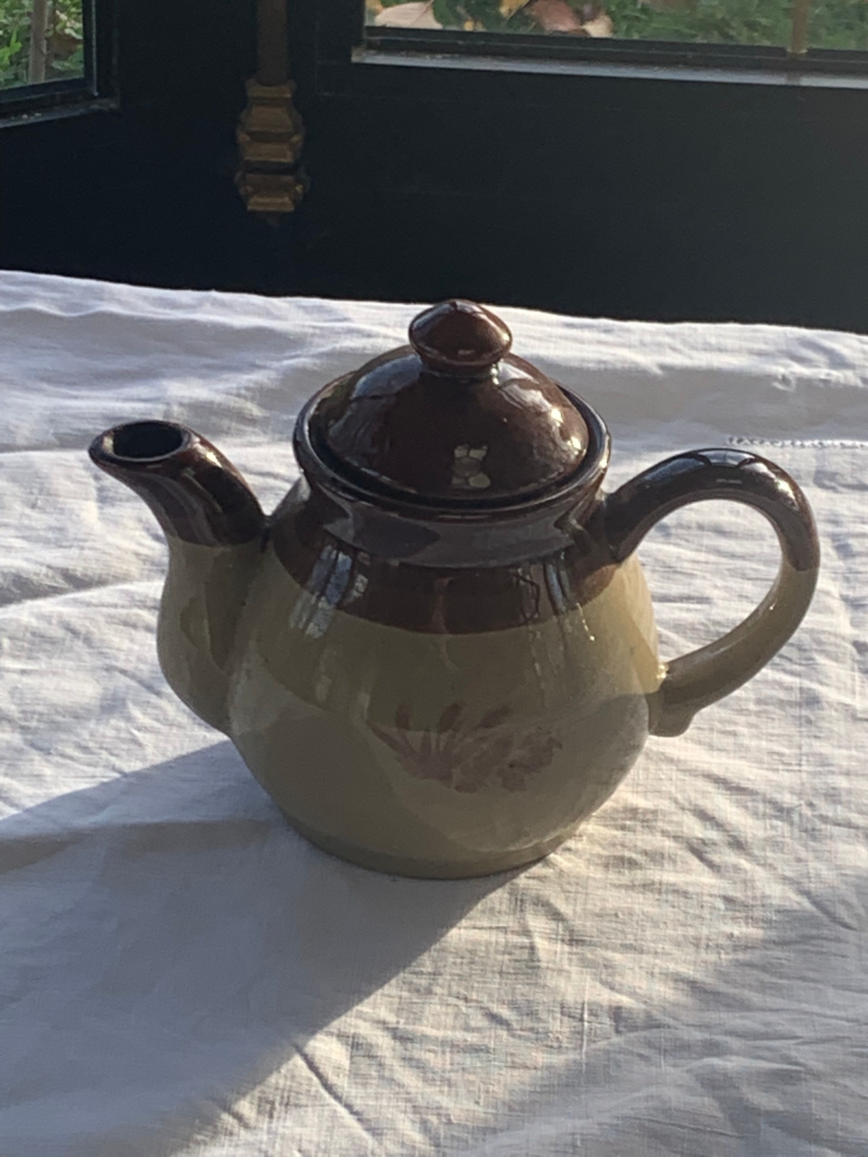 Two-tone stoneware teapot vintage floral pattern