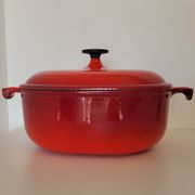 Oval casserole in red enamelled cast iron Enzo Mari La Mama 25