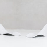 Set of 2 sunbeds in white fibreglass