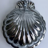 Christmas Pop-up 2022 - Vintage metal butter dish