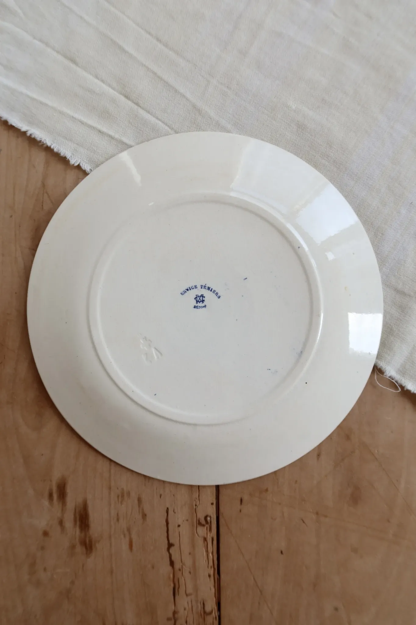 Antique flat plate Creil and Montereau Téniers service - Ironstone