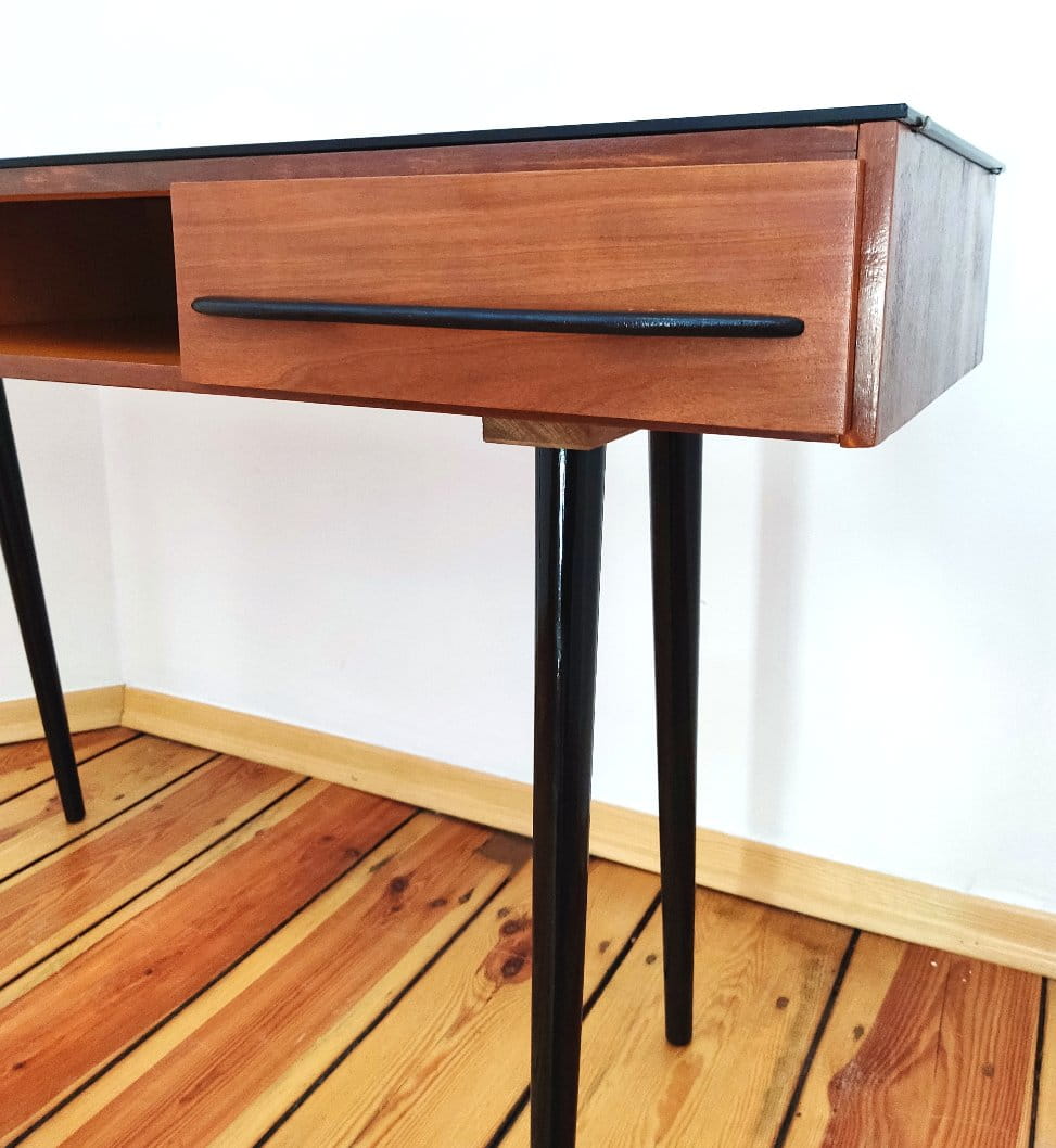 Desk by M. Pozar, UP Závody, Czechoslovakia, 1960s