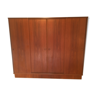 Scandinavian vintage wardrobe in teak Danishfurnitures