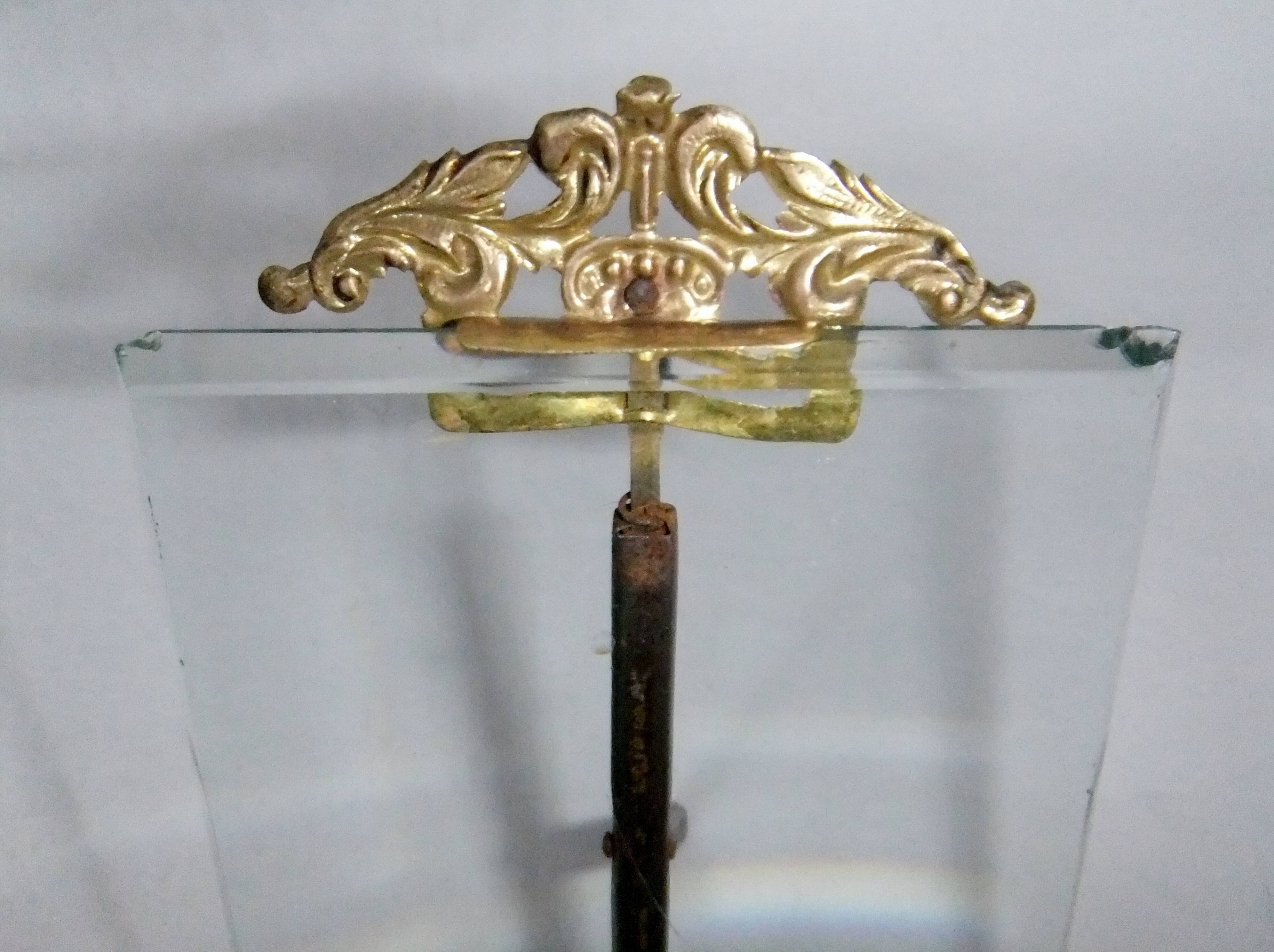 Photo frame photo holder beveled glass Louis XVI acanthus leaves