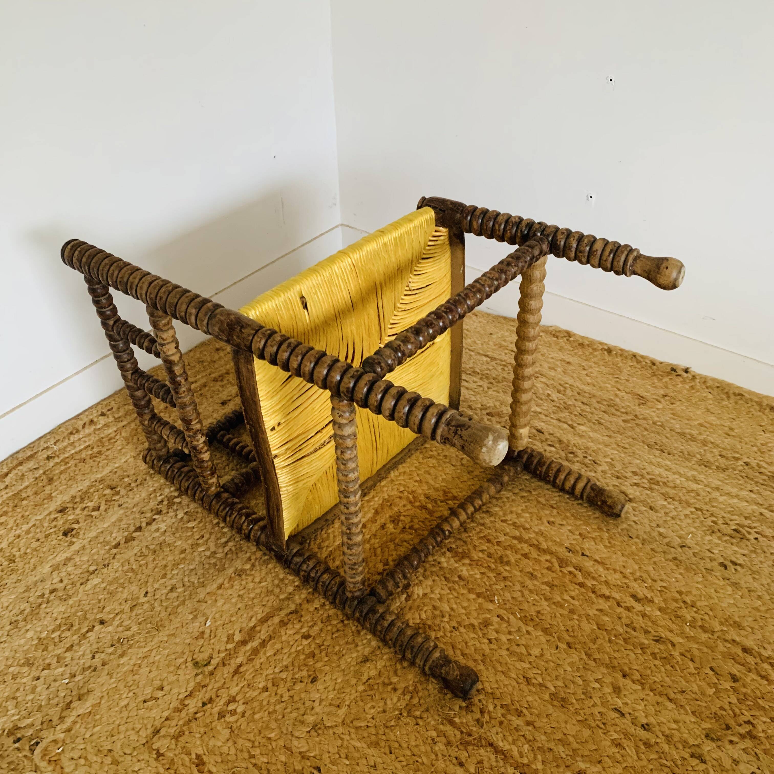 Corner chair