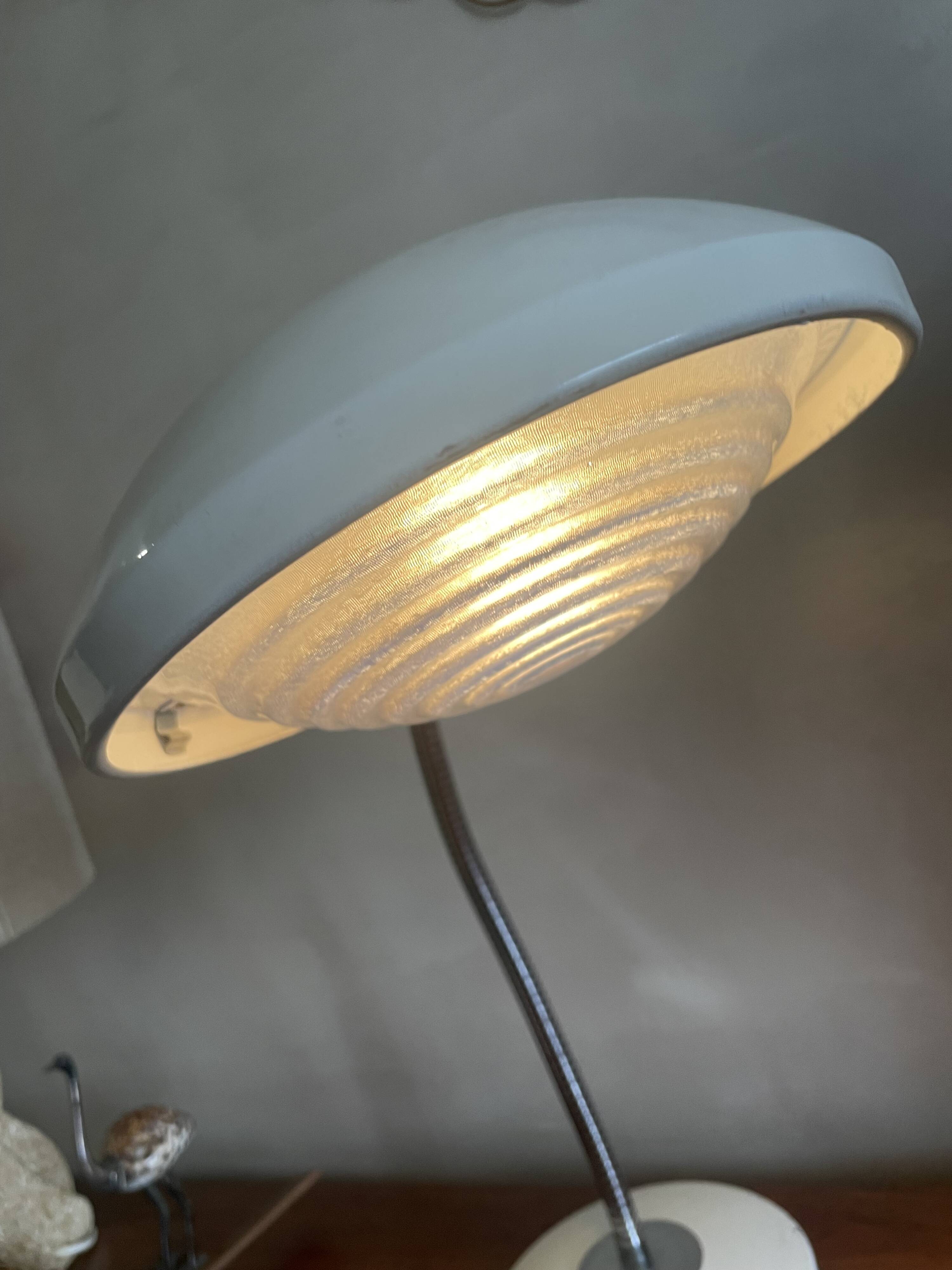 Industrial lamp