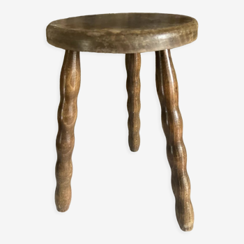 Tripod wooden stool