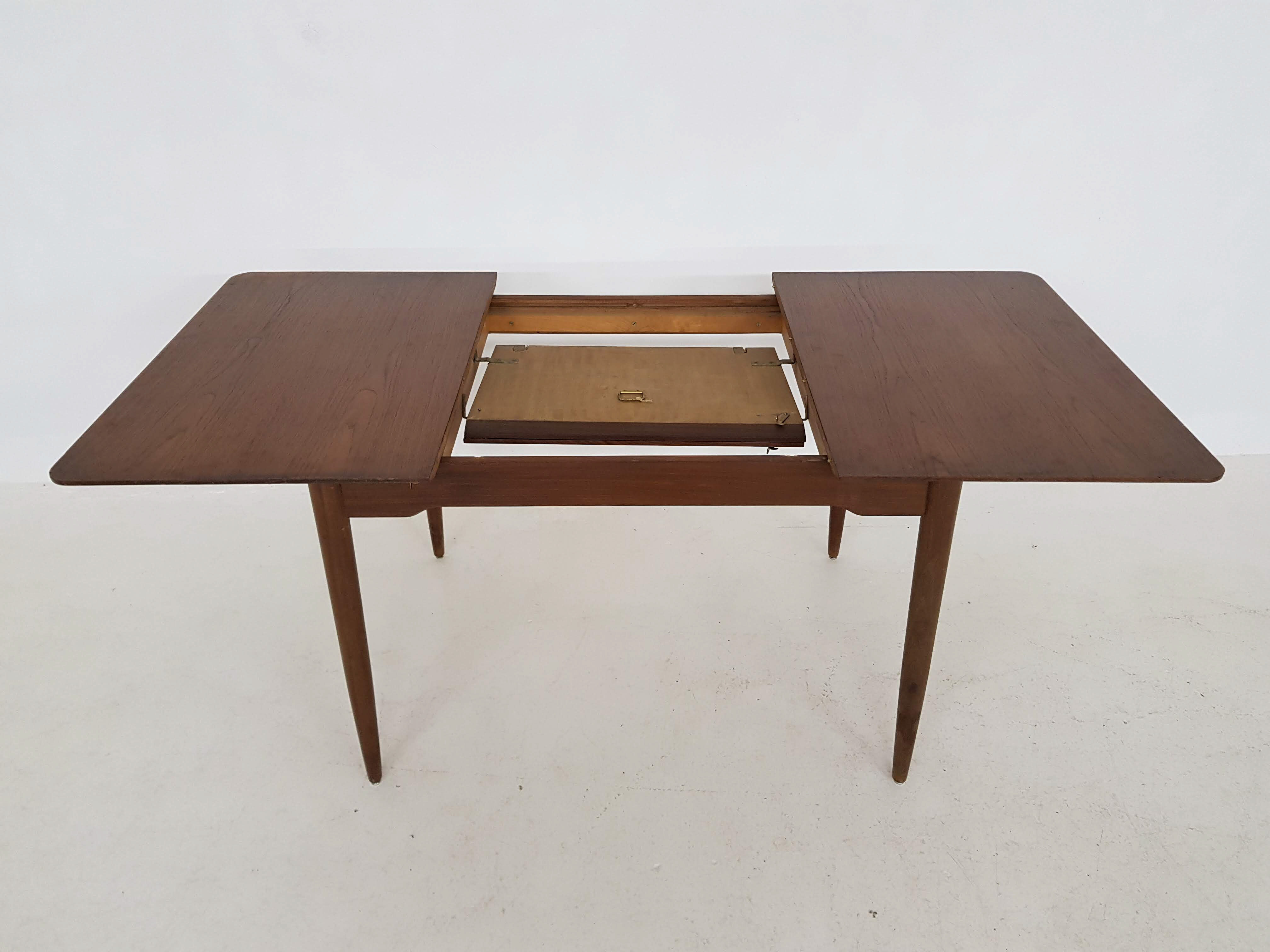 Danish design teak extendable dining table 1960’s