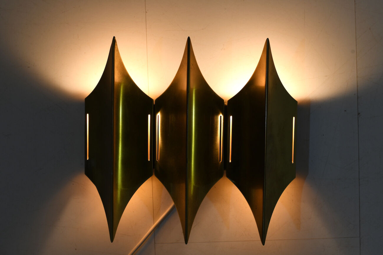 Mid Century Danish "Gothic III" wall lamp by Bent Karlby for Lyfa
