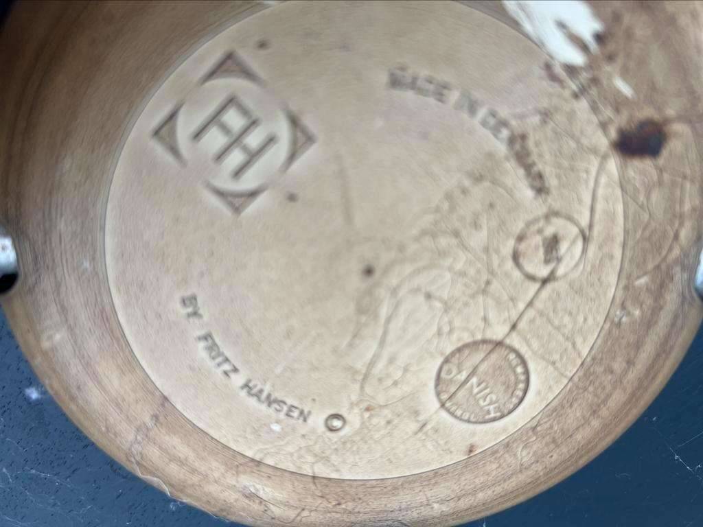 Vintage fritz hansen butterfly armchair