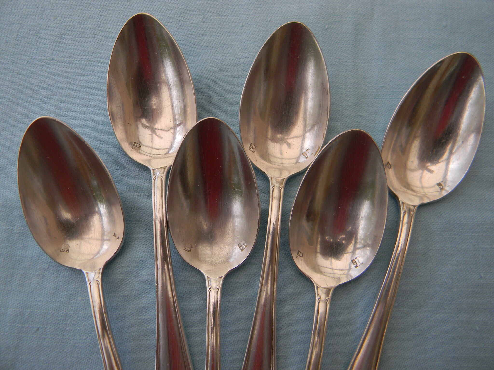 Set of 6 teaspoons in silver metal