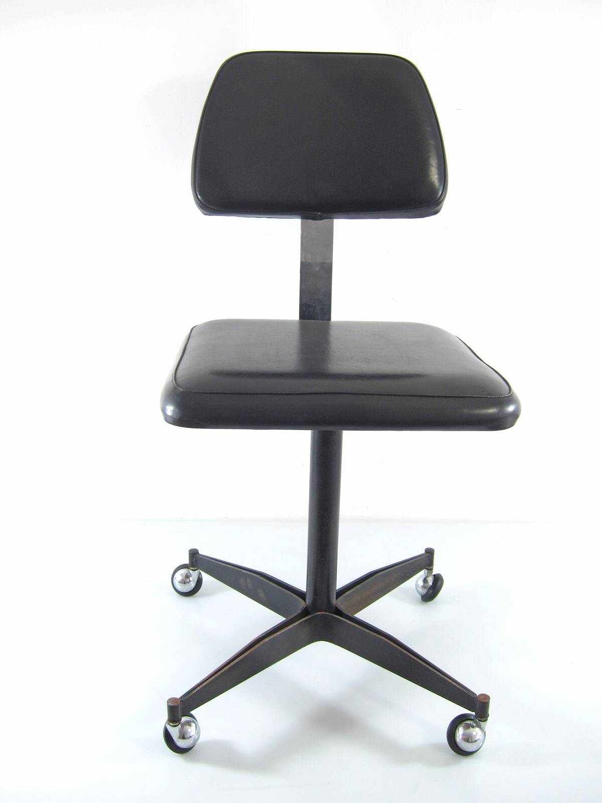 Chaise de bureau de style Tecno, Italie années 60