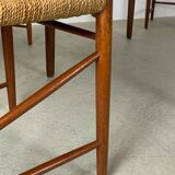 Extendable table by Gustav Bahus with 4 chairs by Peter Hvidt