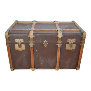 Ancienne malle de voyage