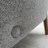 Design danois par Arne Hovmand-Olsen, canapé 3 places modèle 490, refait à neuf.