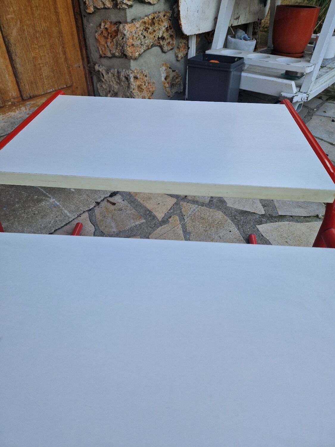 Vintage design nesting coffee table