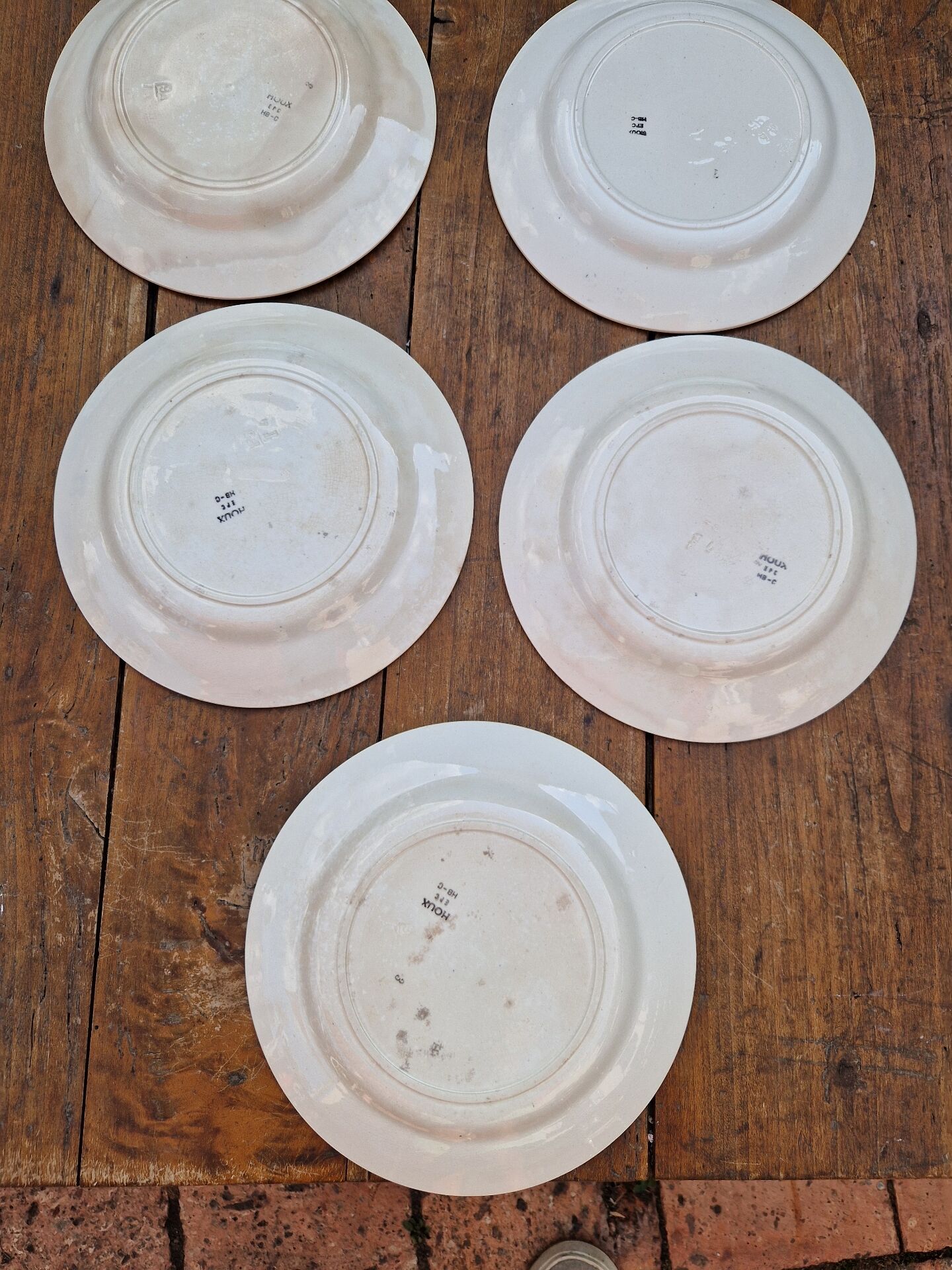 Lot De 7 Assiettes Plates Modèle Houx HB