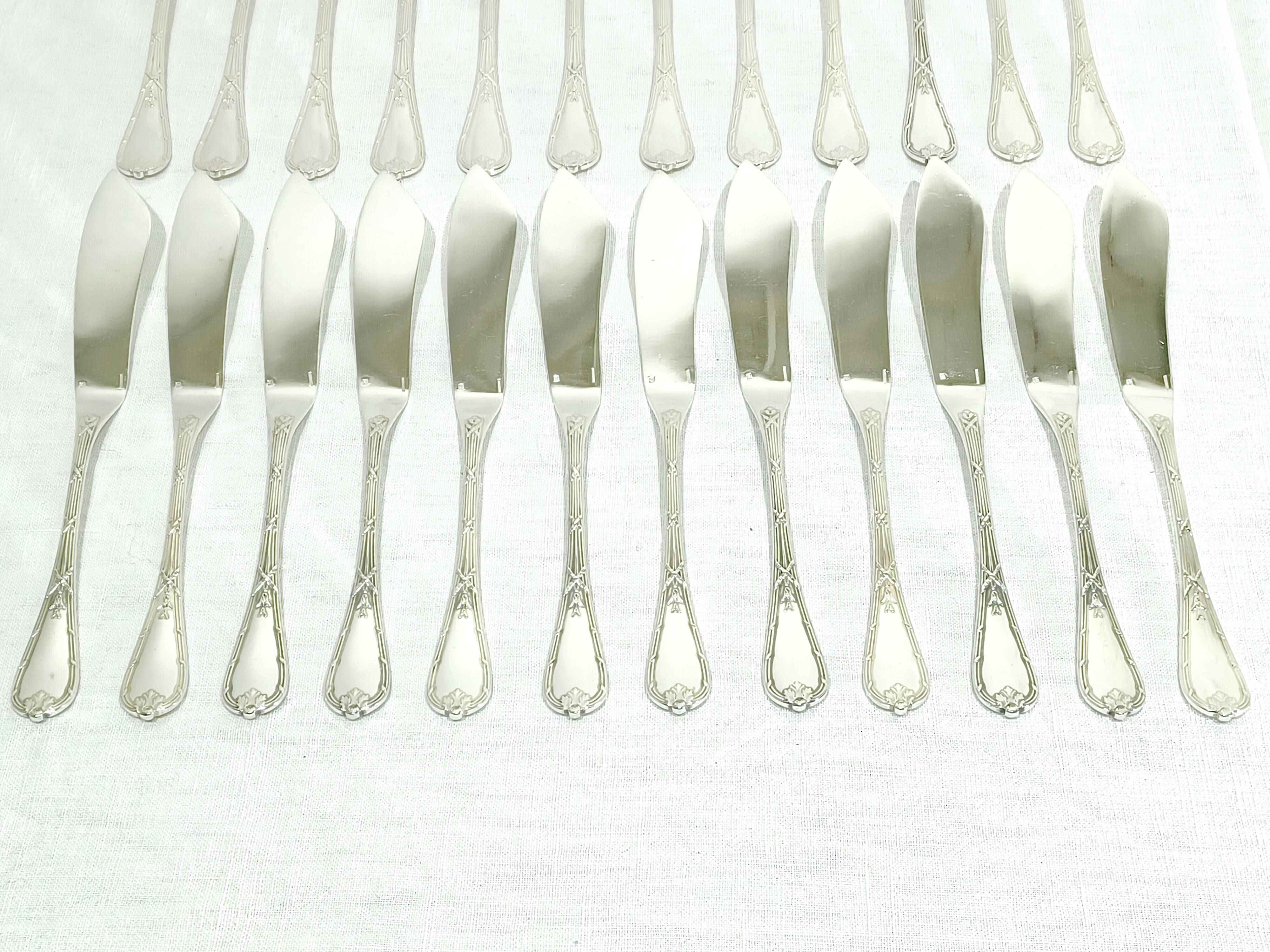 Christofle – 12-piece silver-plated fish cutlery set