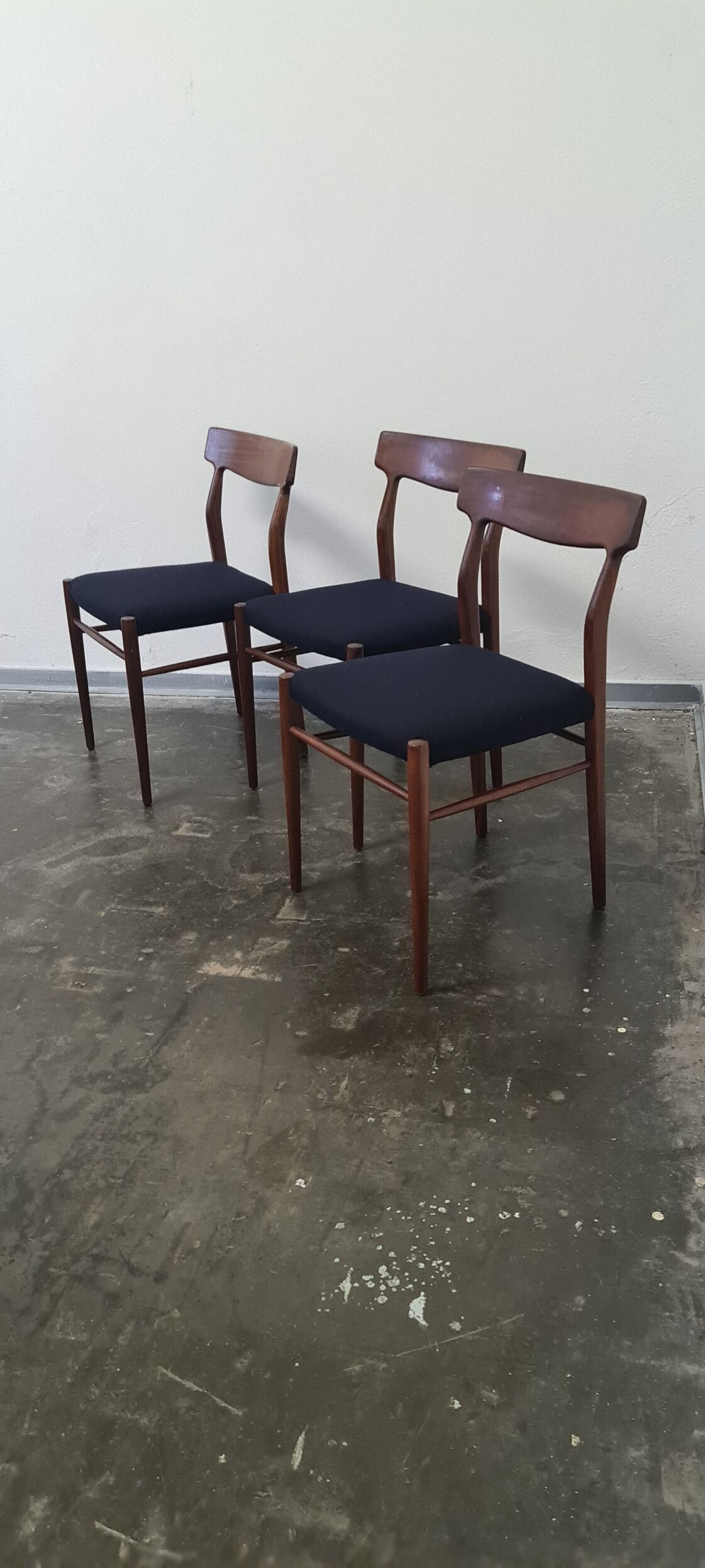 Set of 3 teak dining chairs