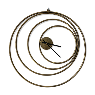 Gold spiral clock